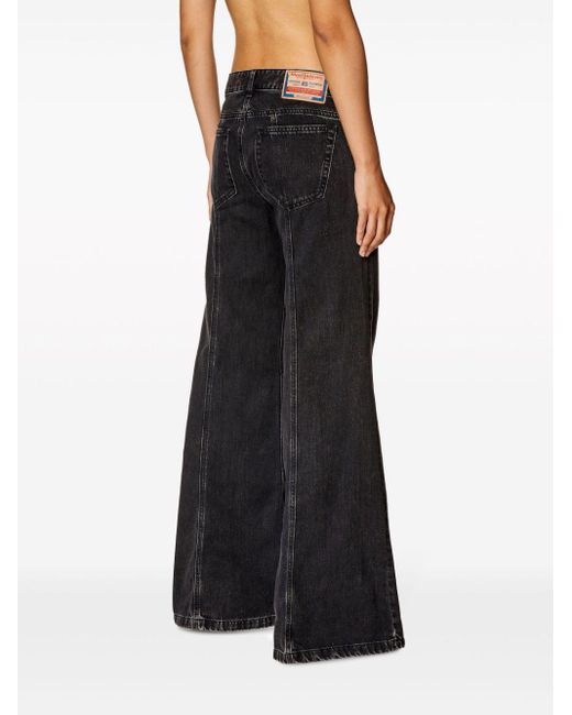 DIESEL Black D-Akii Low-Rise Bootcut Jeans