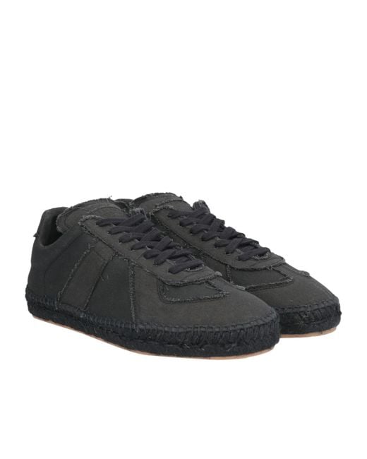 Maison Margiela Black Minimalist Low-Top Casual Shoes