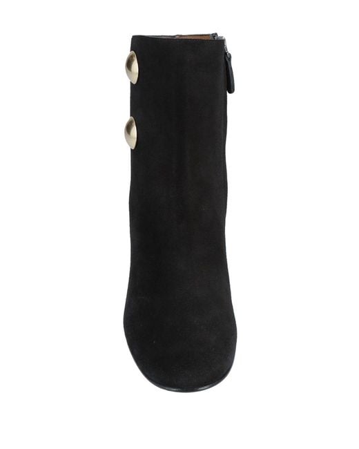 Chloé Black Minimalist Round Toe Block Heel Ankle Boots