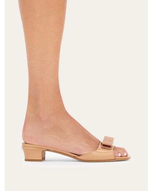 Ferragamo Natural Ferragamo Vara Bow Slides