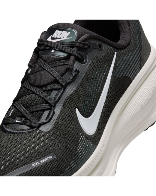 Nike Black Solid Color Sneakers