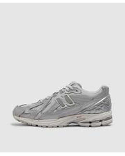 New Balance Gray Low 1906d Silver Leather Trainer for men