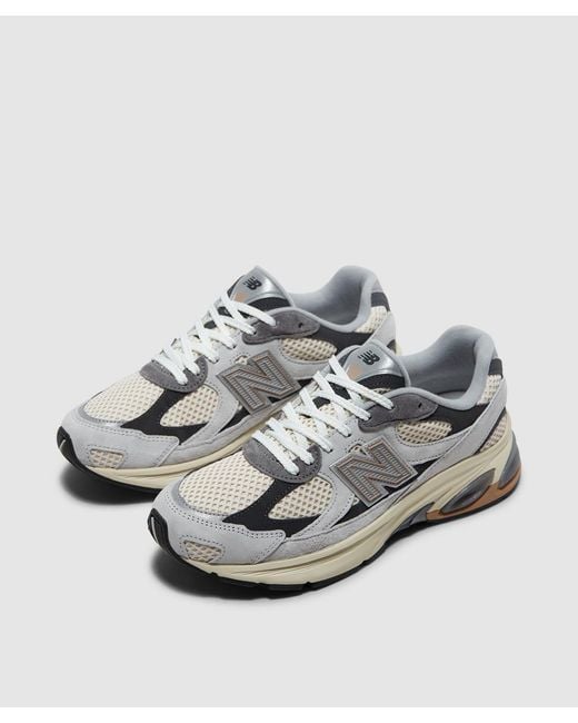 New Balance White Abzorb 2010 Sneaker (Brighton for men