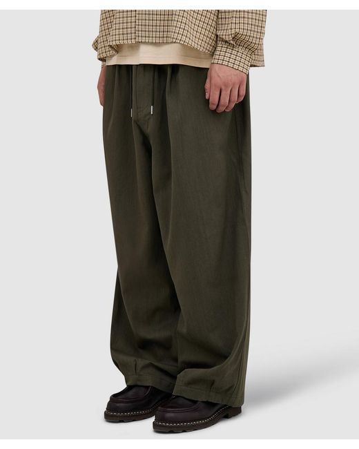 Estudio Niksen Green Pintuck Balloon Pant (Khaki for men