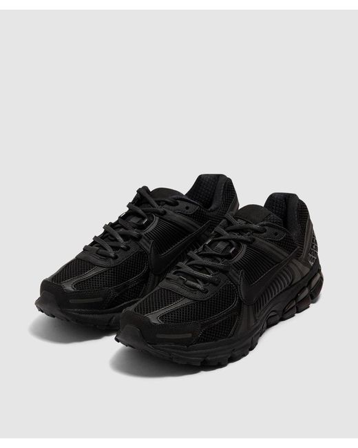 Nike Black Zoom Vomero 5 Sneaker