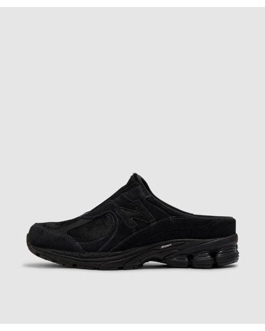New Balance Black 2002rmr Mule for men