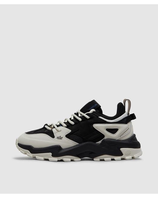 Notwoways Black Model-1 Sneaker