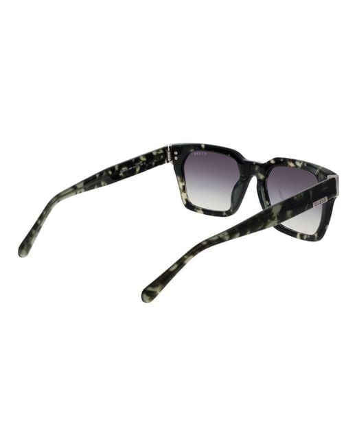 Guess Black Bicolor Plastic Sunglasses for men