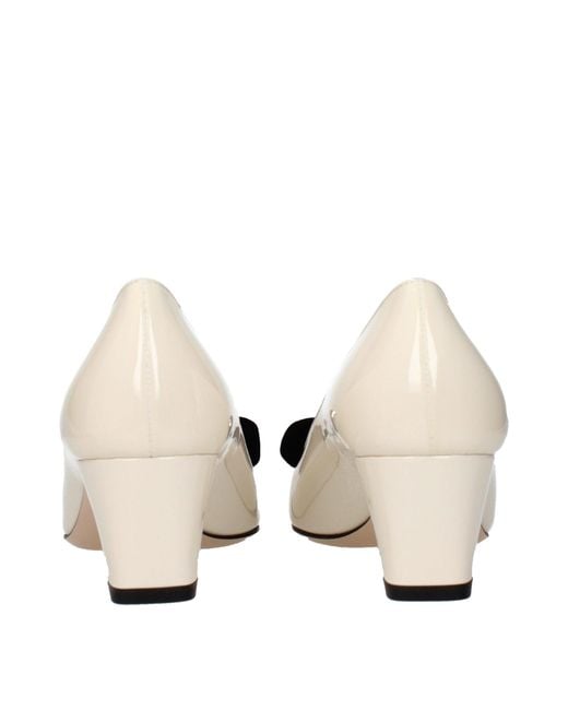 Tom Ford Natural Beige Leather Mid Heel Pumps