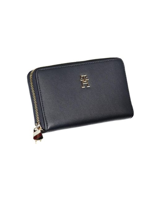 Tommy Hilfiger Blue Chic Organizer Wallet With Ample Space for men