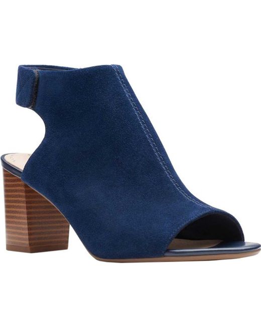 clarks navy blue heels