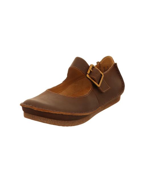 clarks shoes wallabees womens