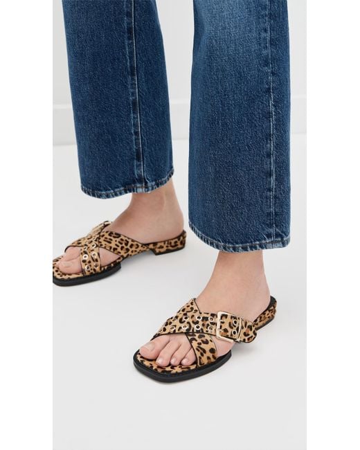 INTENTIONALLY ______ Black Clipz Sandals