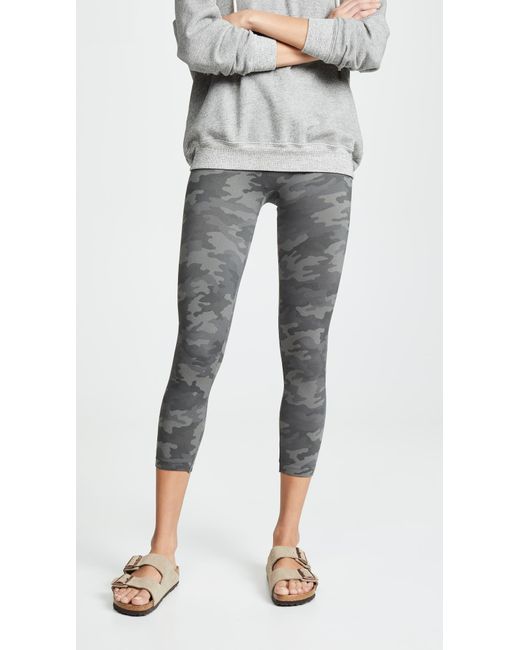 camo cropped leggings