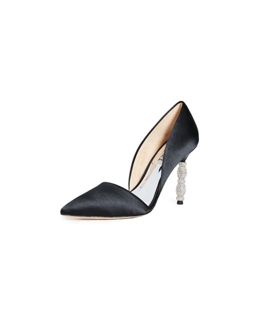 Badgley mischka cheap black pumps