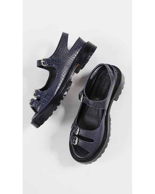 adams sandals