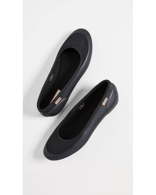 HUNTER Tour Gloss Ballerina Flats in Black | Lyst Canada