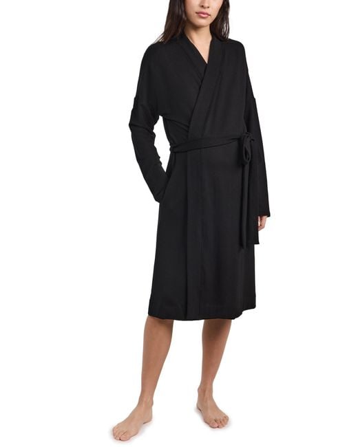 HATCH Black The Robe
