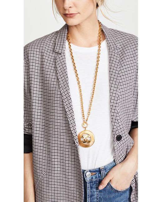Chanel sunburst necklace deals