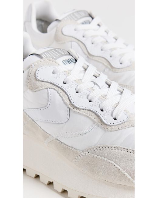 Voile Blanche White Qwark Hype Sneakers