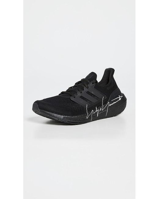 Y-3 Ultraboost Light Sneakers in Black for Men | Lyst Canada