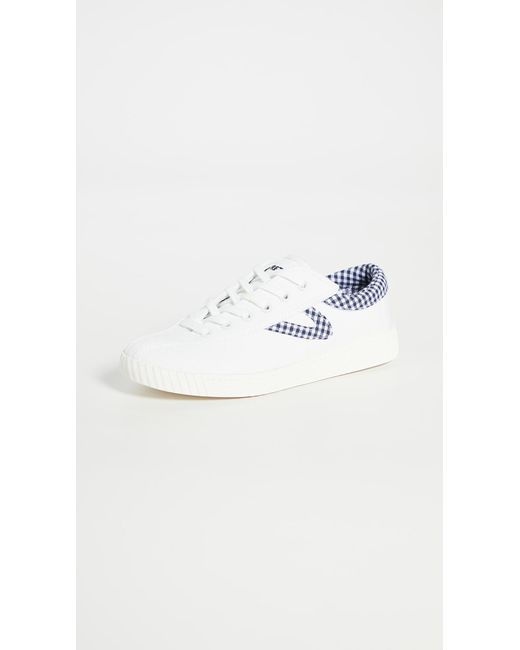 tretorn white canvas sneakers