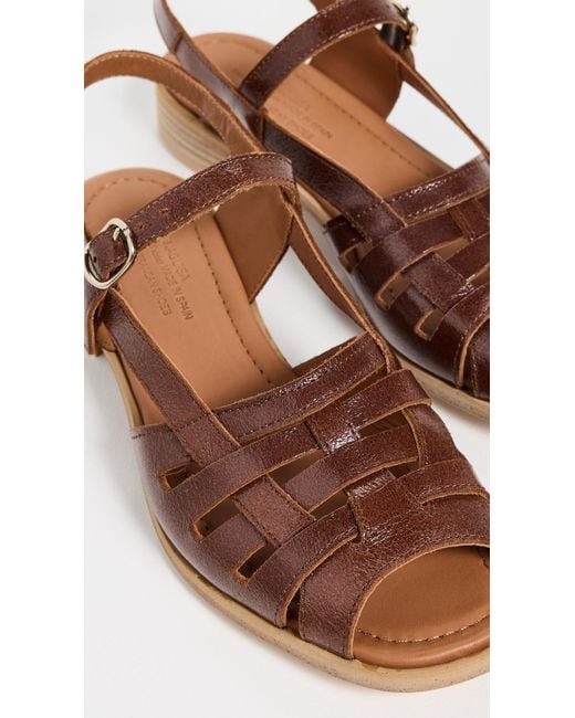 Naguisa Multicolor Manto Flat Sandals