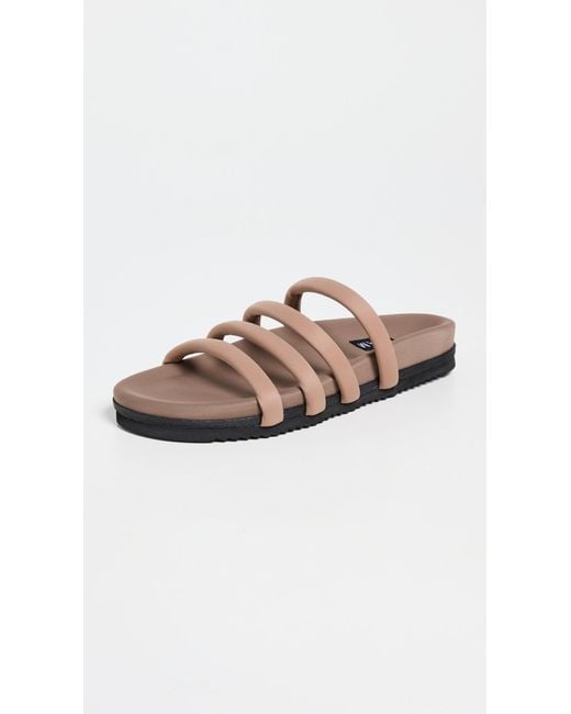 Roam Natural Quatrro Slides