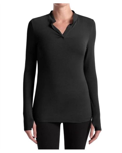 Capsule 121 Black Splendor Top