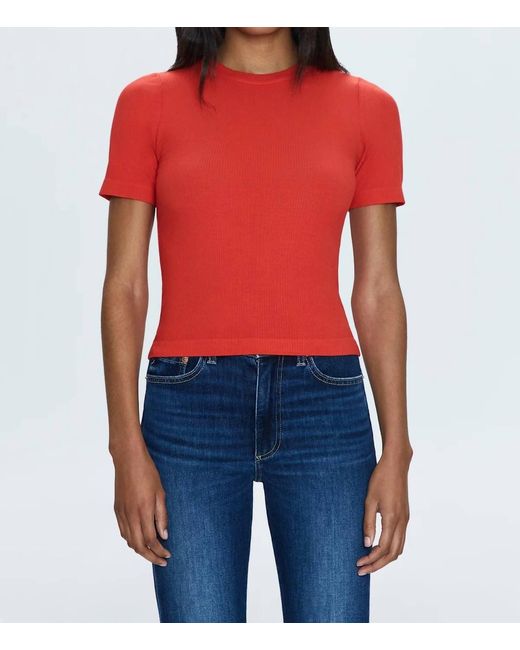 Pistola Red Bella Tee