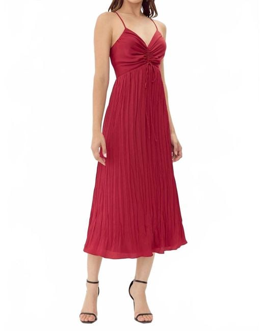Adelyn Rae Jasmine Pleated Midi Dress in Red | Lyst