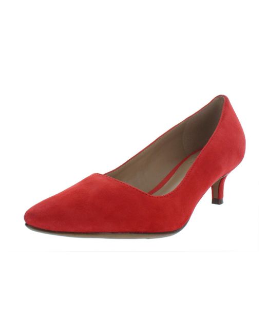 Naturalizer Pippa Cushioned Footbed Kitten Heel Pumps in Red | Lyst