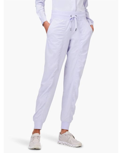 NIC+ZOE Blue Tech Stretch Ruched jogger