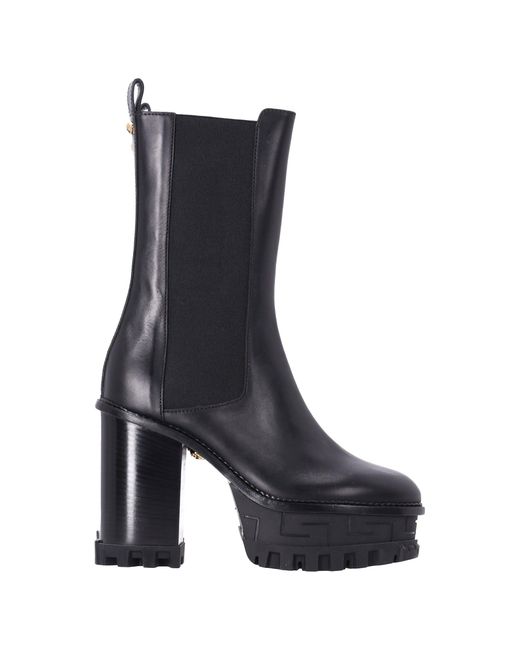 greca labyrinth boots