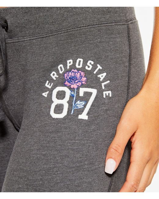 Aéropostale 87 Rose Fit & Flare Sweatpants in Gray