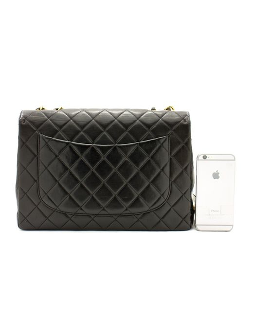 Chanel Jumbo Leather Shoulder Bag (preowned) in Black Lyst