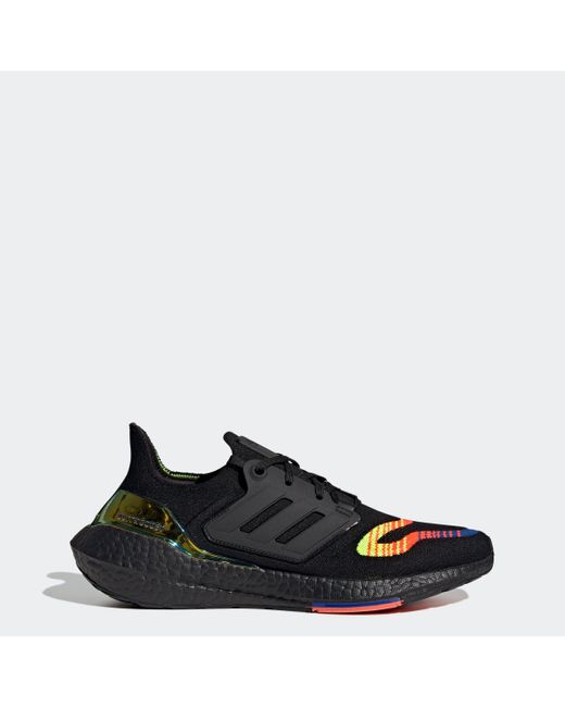 Adidas Black Ultraboost 22 Running Shoes for men