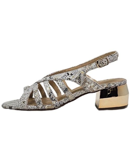 Vaneli Metallic Cilly Sandals