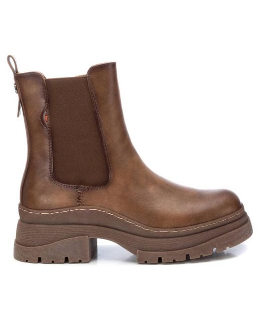 Xti Brown Chelsea Booties