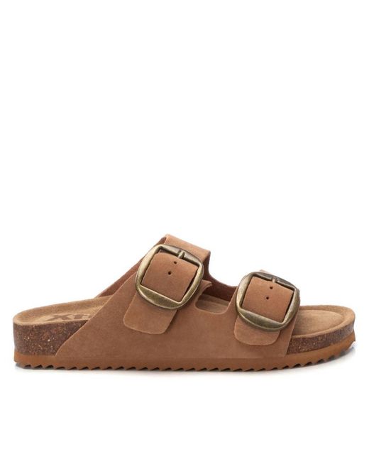 Xti Brown Buckle Suede Sandal
