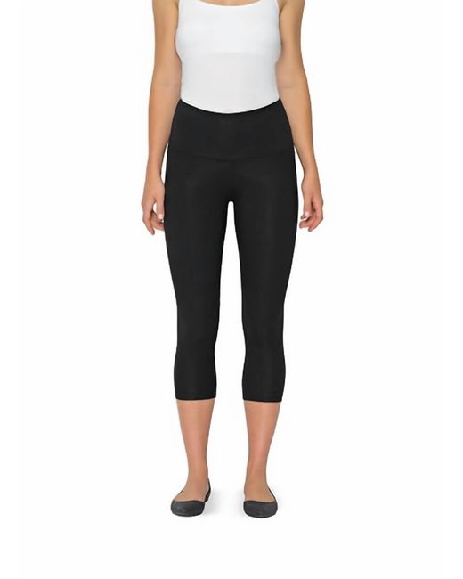 Lyssé Black Basic Cotton Capri