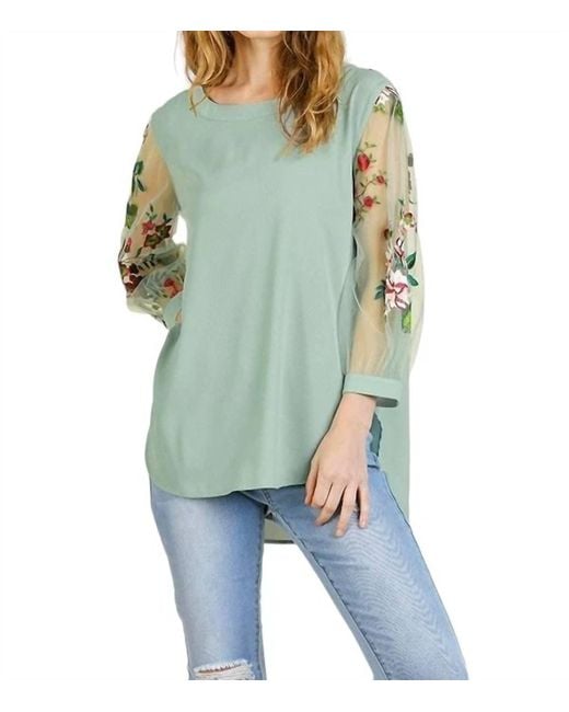 Eesome Green Zinnia Floral Top
