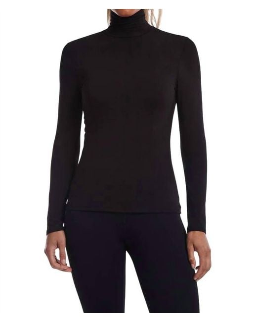 Capsule 121 Black Akor Top