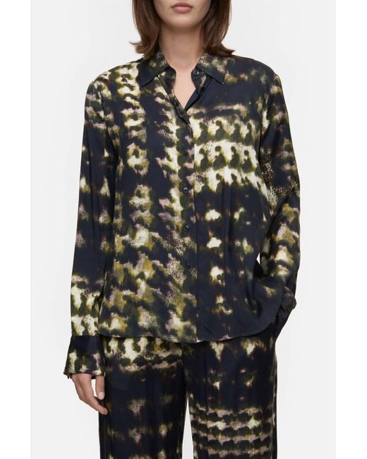 Closed Gray Long Sleeve Button Down Blouse With Print