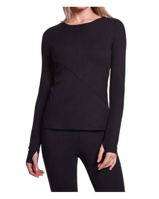 Capsule 121 Black Newton Top