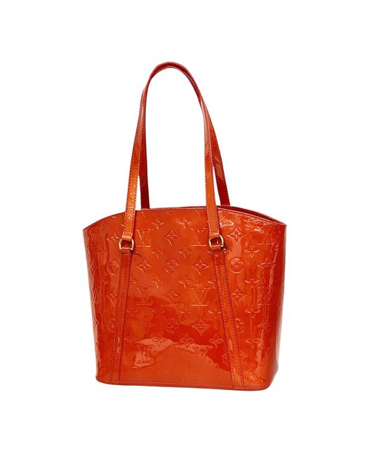 Louis Vuitton Red Avalon Patent Leather Tote Bag (pre-owned)