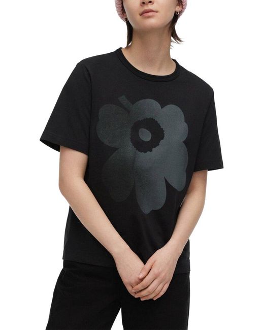 Marimekko Erna Unikko Placement Kioski T-Shirt in Black | Lyst