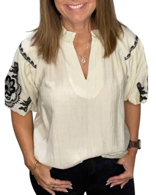 Umgee Natural Boho Chic Embroidered Blouse