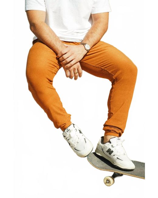 Wolven White Quick-Drying Active Jogger for men