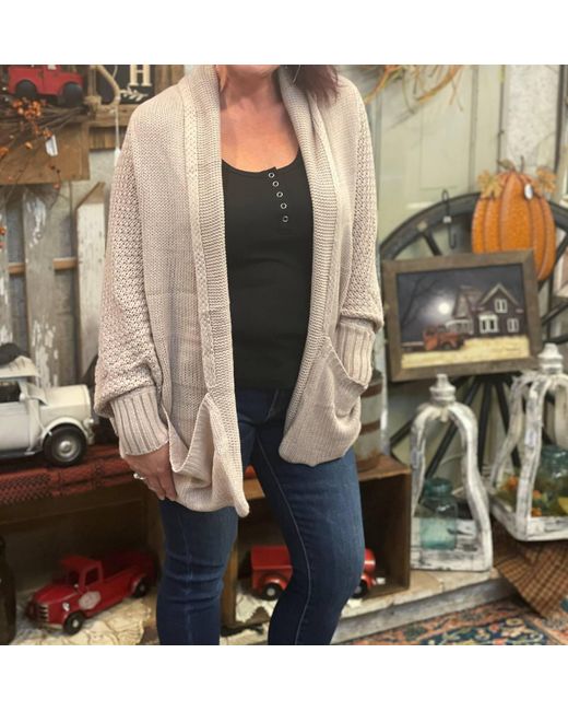 Davi & Dani Gray Knitted Cardigan